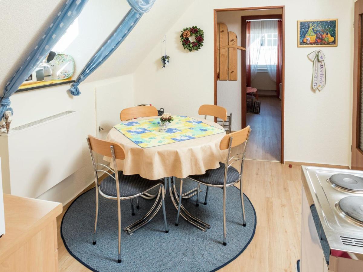 Cheerful Apartment Near City Centre Of Haslach ハスラッハ・イム・キンツィクタール エクステリア 写真