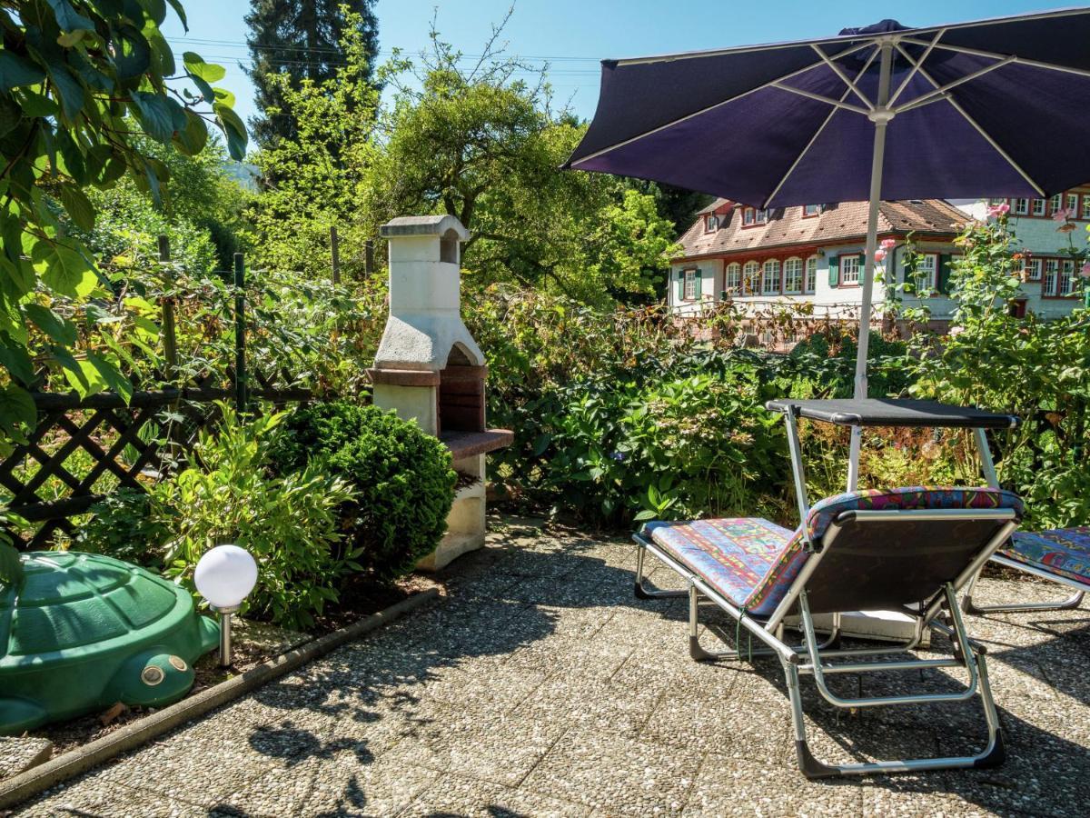 Cheerful Apartment Near City Centre Of Haslach ハスラッハ・イム・キンツィクタール エクステリア 写真