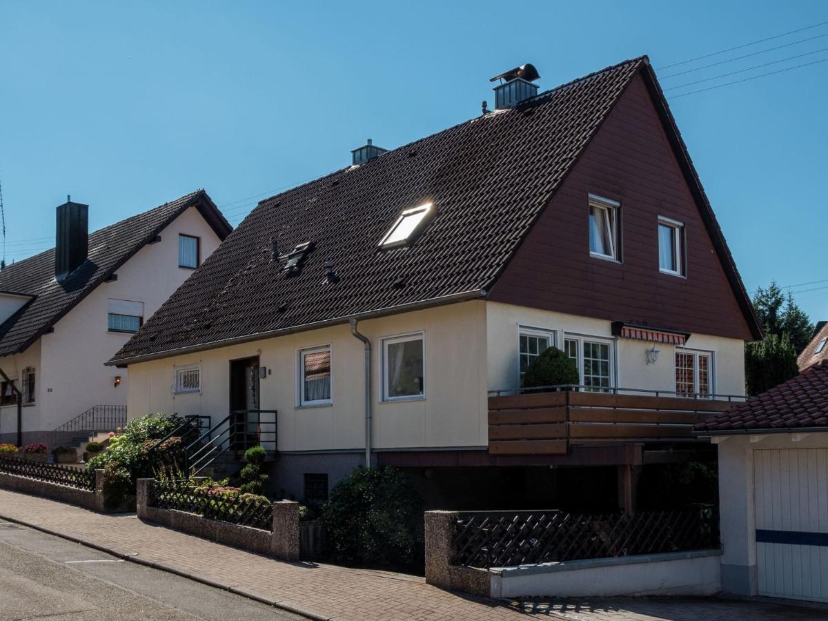 Cheerful Apartment Near City Centre Of Haslach ハスラッハ・イム・キンツィクタール エクステリア 写真